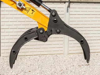 Force 110 rönkfogó kanál (2)