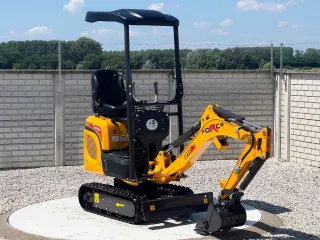 Force 311 Ex minikotró (0)