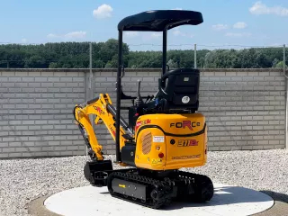 Force 311 Ex minikotró (2)