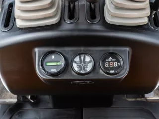 Force 311 mini árokásó / markoló (10)