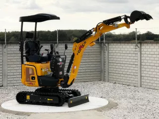 Force 313 midi árokásó / markológép (11)