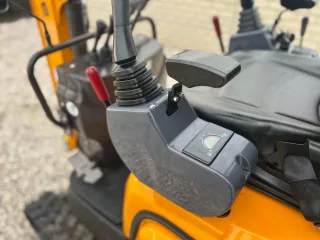 Force 313 midi árokásó / markológép (18)