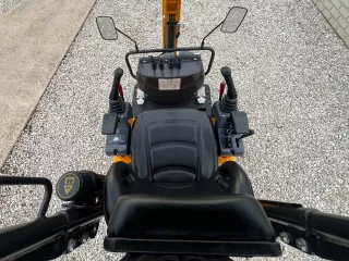 Force 313 midi árokásó / markológép (23)