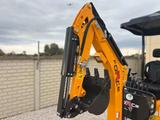 Force 313 midi árokásó / markológép (25)