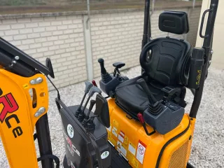 Force 313 midi árokásó / markológép (28)