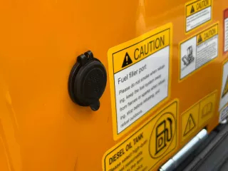 Force 313 midi árokásó / markológép (31)