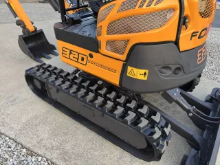 Force 320 midi árokásó / markológép (10)