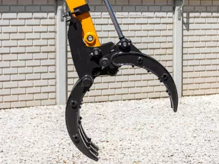 Force 320 rönkfogó kanál (3)