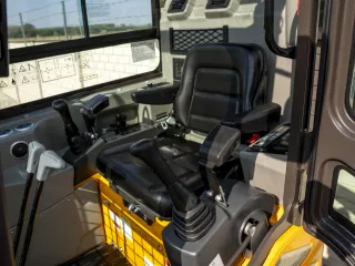 Force 321 midi árokásó / markológép (11)