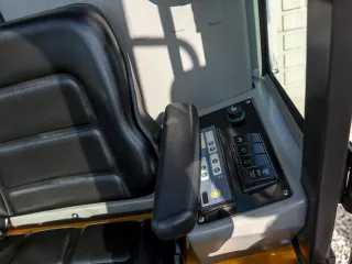 Force 321 midi árokásó / markológép (14)