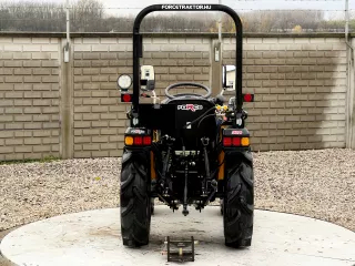 Force 324 kistraktor (3)