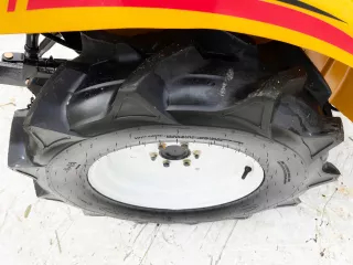 Force 324 kistraktor (26)