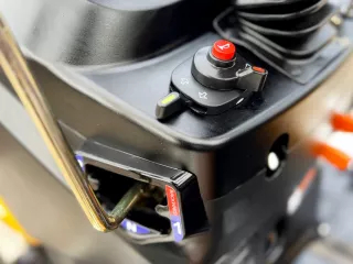 Force 324 kistraktor (13)