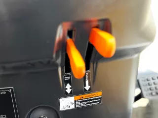 Force 324 kistraktor (14)