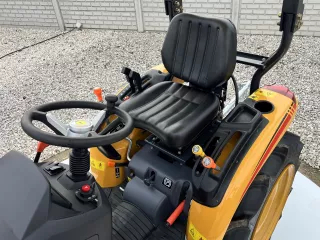 Force 325 Stage V kistraktor (13)