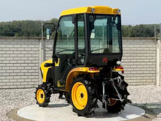 Force 325 Stage V kistraktor Cabin (4)