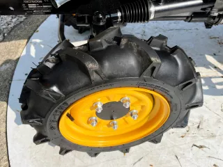 Force 325 Stage V kistraktor Cabin (20)