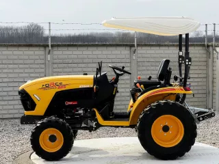 Force 325 Stage V kistraktor ipari abroncsozással (5)