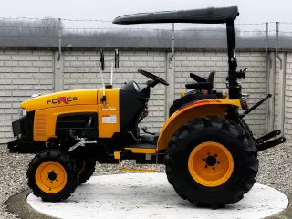Force 430 Stage V kistraktor (5)