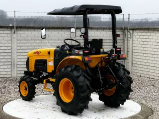 Force 430 Stage V kistraktor (4)