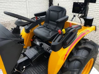 Force 430 Stage V kistraktor (9)