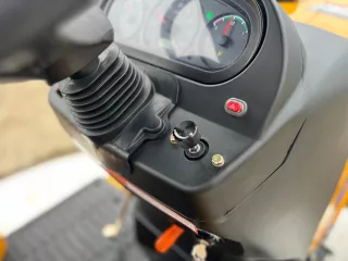 Force 430 Stage V kistraktor (13)