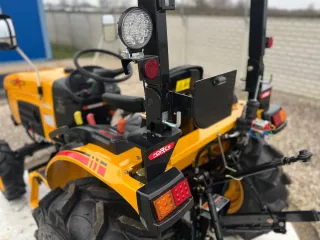 Force 430 Stage V kistraktor (10)