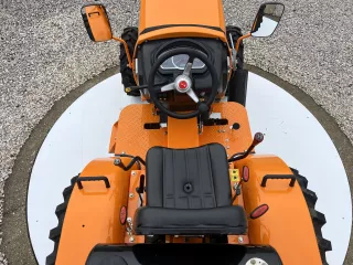 Force 435 kistraktor (8)