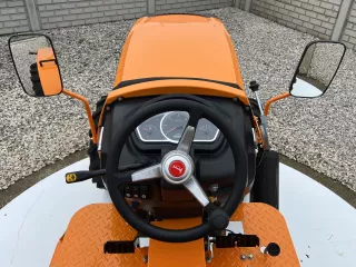 Force 435 kistraktor (9)