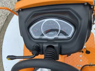 Force 435 kistraktor (14)