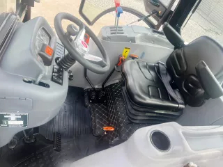 Force 450 A/C cabin, radial tyres (4)