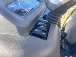 Force 450 Cabin kistraktor (9)