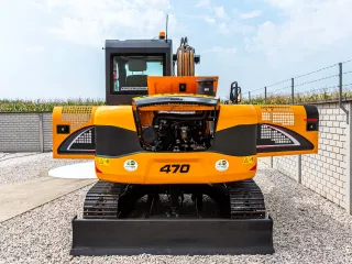 Force 470 árokásó / markoló (9)