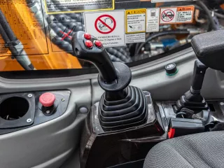 Force 470 árokásó / markoló (26)