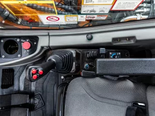 Force 470 árokásó / markoló (28)