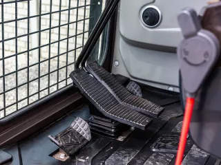 Force 470 árokásó / markoló (31)