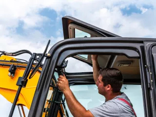 Force 470 árokásó / markoló (45)