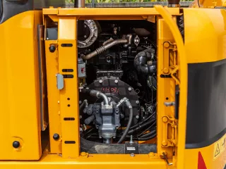 Force 470 árokásó / markoló (63)