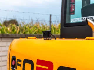 Force 470 árokásó / markoló (73)