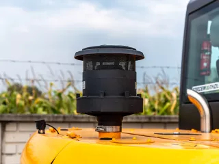 Force 470 árokásó / markoló (72)