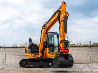 Force 470 árokásó / markoló (24)