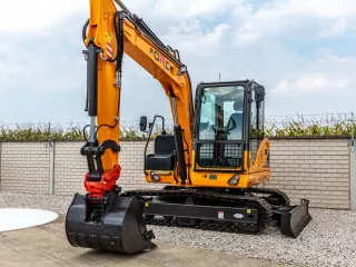 Force 470 árokásó / markoló (22)