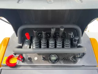 Force 81 dömper (magas ürítésű, önrakodó, Koop dízelmotoros) (19)