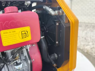 Force 81 dömper (magas ürítésű, önrakodó, Koop dízelmotoros) (20)