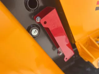 Force 83 dömper (magas ürítésű, önrakodó, Kubota dízelmotoros) (20)