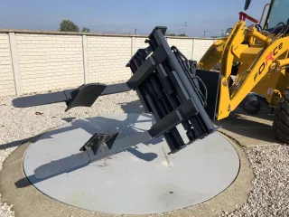 Force 915 raklapvilla, 360 fokban forgatható, villamozgatóval (0)