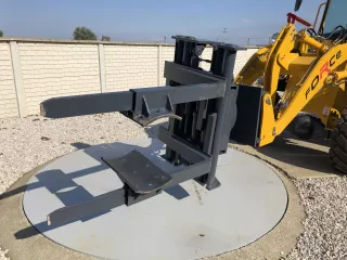 Force 915 raklapvilla, 360 fokban forgatható, villamozgatóval (5)