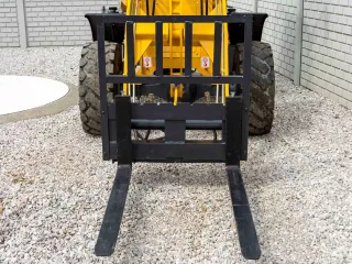 Force 915 raklapvilla adapter (3)