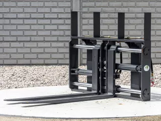 Force rakodógép raklapvilla, hidraulikusan külön-külön mozgatható villákkal (6)