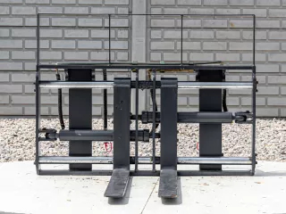 Force rakodógép raklapvilla, hidraulikusan külön-külön mozgatható villákkal (7)